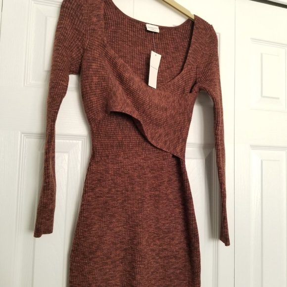 Long-Sleeve Wrap-Front Mini Sweater Dress - Brown (SP) - ABERCROMBIE & FITCH - Picture 5 of 13